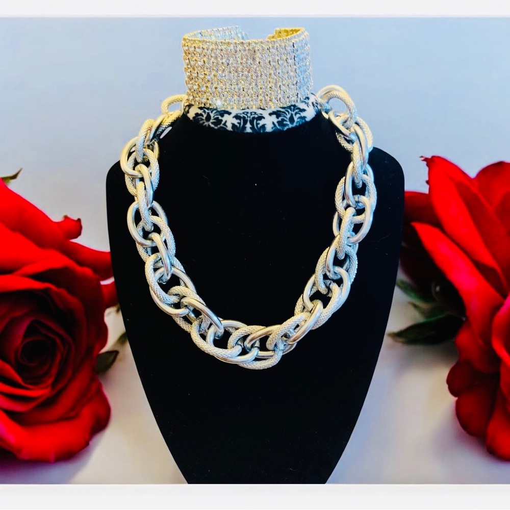 Elegant Silver Chain Necklace Set & Sunglasses Set 4pcs - Picture 4 of 16